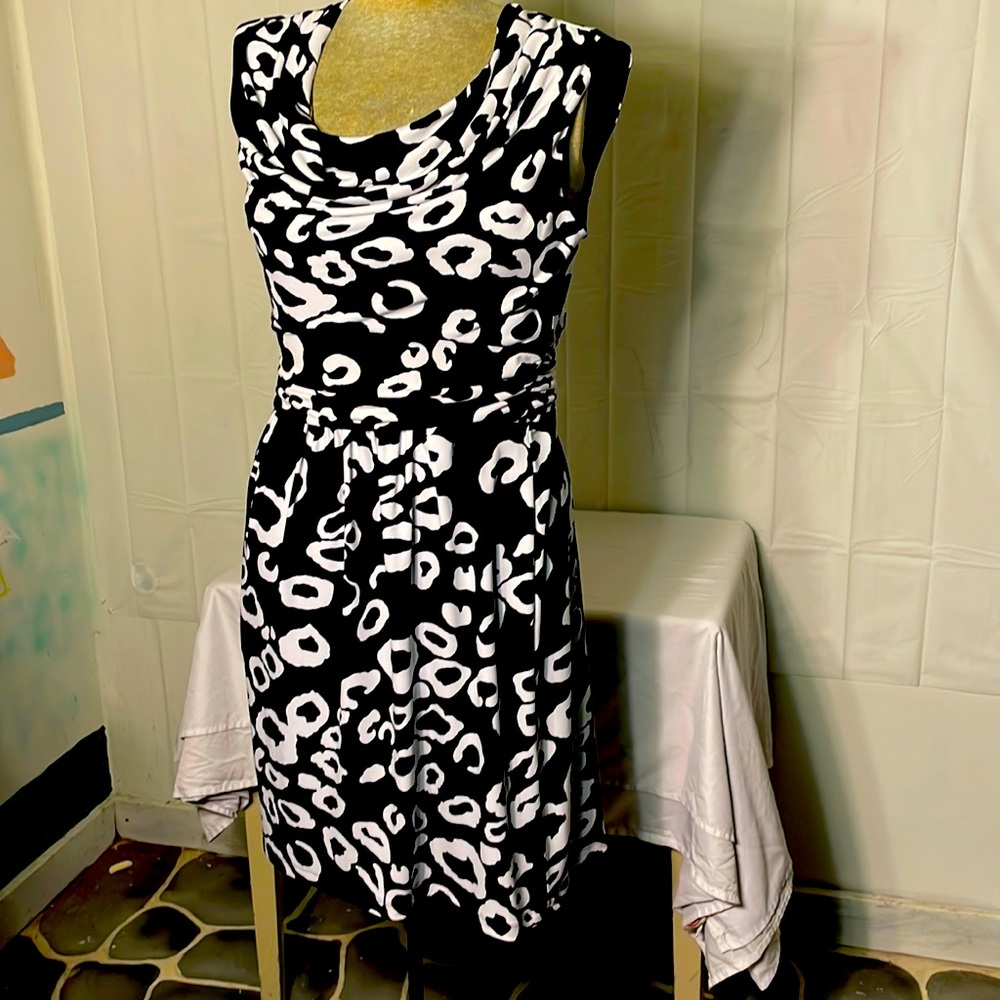 Size 12 Valerie bertinelli dress super sexy stretchy material